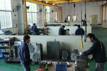 China Injection Mold Online Market