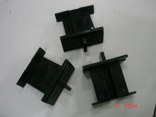 Custom Cavities Hot Runner Injection Mold with PP , ABS , HDPE, PE