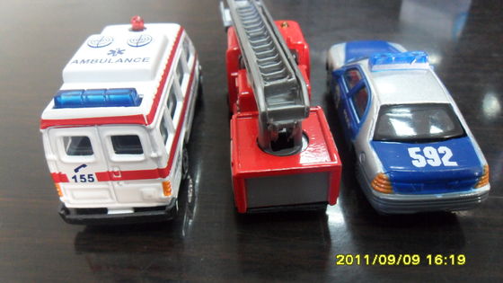 Custom Double Color Injection 2k Mold, Two Shot Molding for Plastic Toy Car OEM ODM