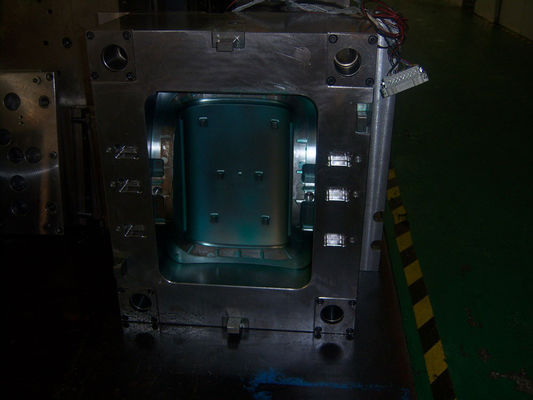 DME HASCO Tooling Plastic Injection Multi Cavity Mold / Hot Runner Mold