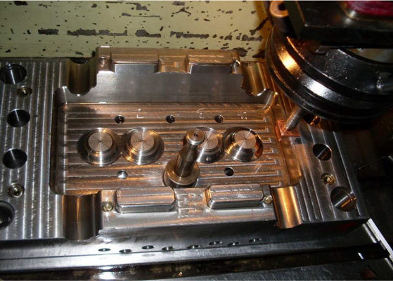 Labware Custom Injection Mold , 4 Cavity Mold , S136 Hardened 48HRC ~ 50HRC
