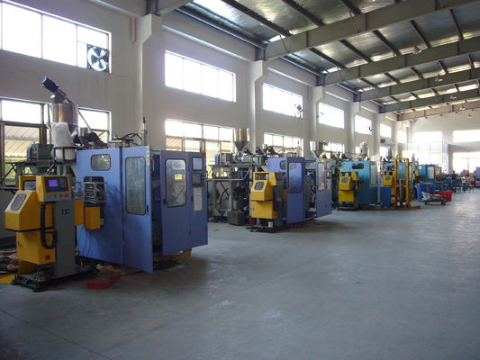 IML Labeling In - mould labeling system for blow molding machine and injection molding machine