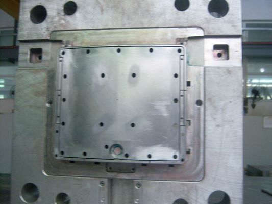 Custom Rapid Prototyping Plastic Injection Molding with LKM HASCO DME