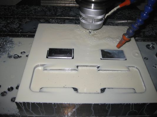 Hot Runner Plastic Injection Mould with P20 , 2738 , 718 , 718H , 2344 , 2316 Molding Material