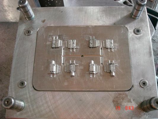 Custom High Polish PP , ABS Plastic Blow Mold for Electrical Parts , Bathroom Toys