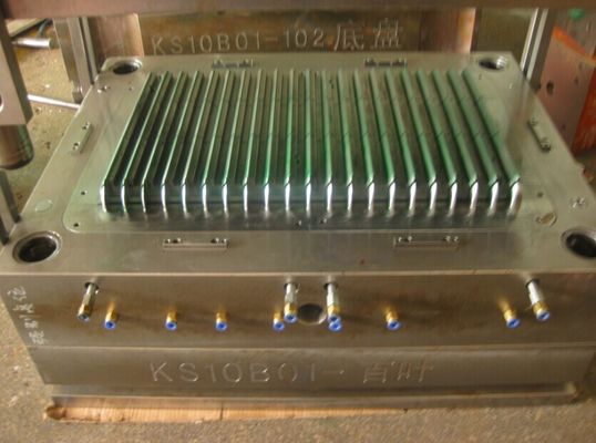 3D Cold Runner Injection Molding With Cooling system ODM / OEM