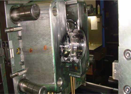 Custom Made Clear Plastic Jar Hot Runner Injection Mold NAK80 Steel